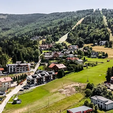 Appartement Dolina Czyrna - Z 1 Sypialnia, Balkonem, Widokiem Na Stok I Miejscem Garazowym W Cenie - Bestrooms Szczyrk