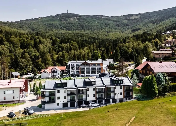 Dolina Czyrna - Z 1 Sypialnia, Balkonem, Widokiem Na Stok I Miejscem Garazowym W Cenie - Bestrooms شتوروك