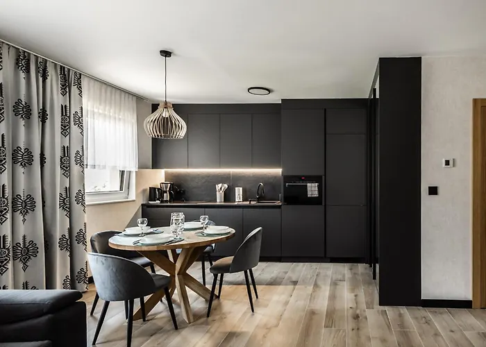 Dolina Czyrna - Z 1 Sypialnia, Balkonem, Widokiem Na Stok I Miejscem Garazowym W Cenie - Bestrooms * شتوروك